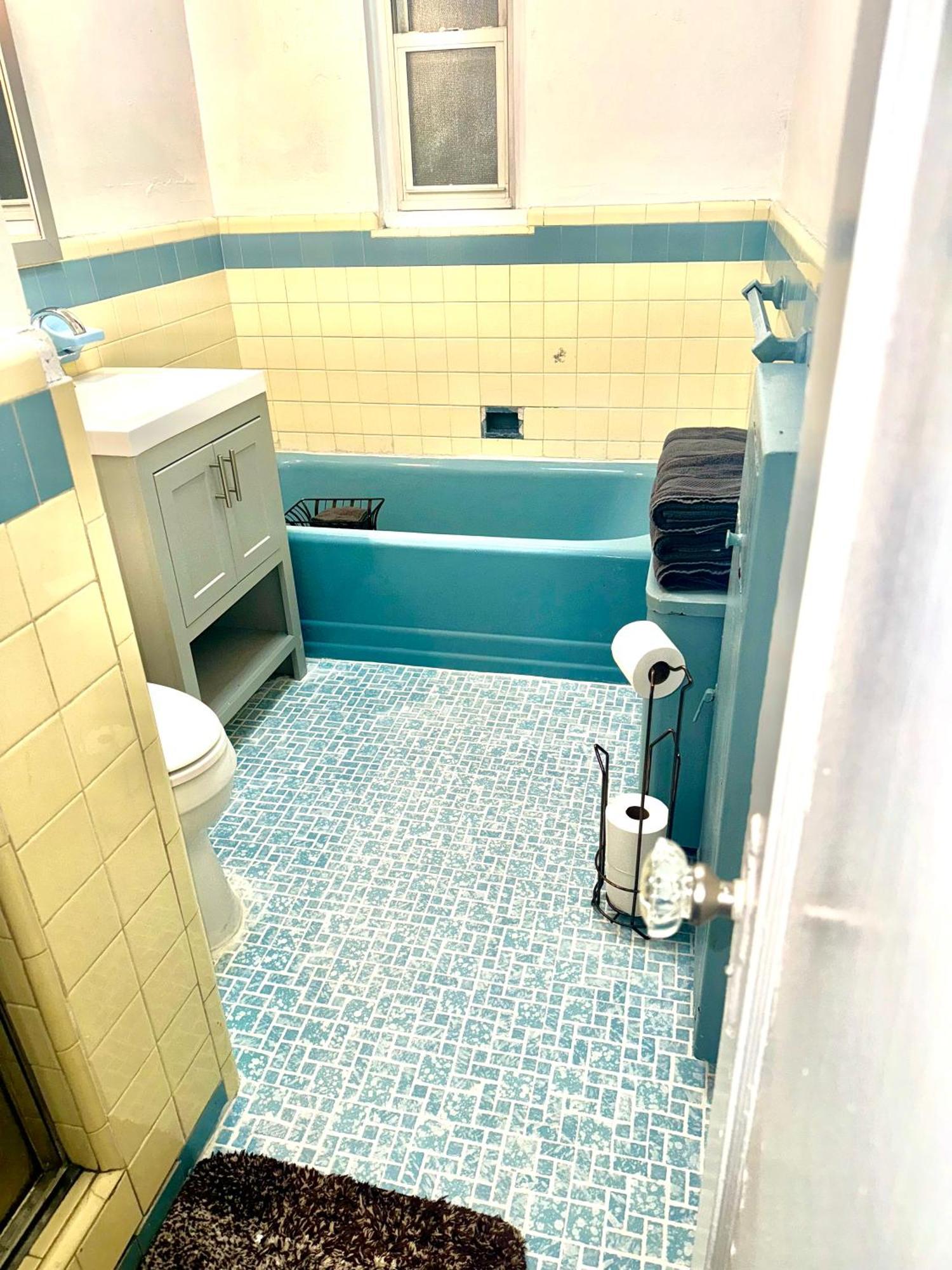 Lga Airport 3 Mins, 3 Bedroom Duplex House, Parking And Private Backyard, 9Mins Subway! New York Ngoại thất bức ảnh
